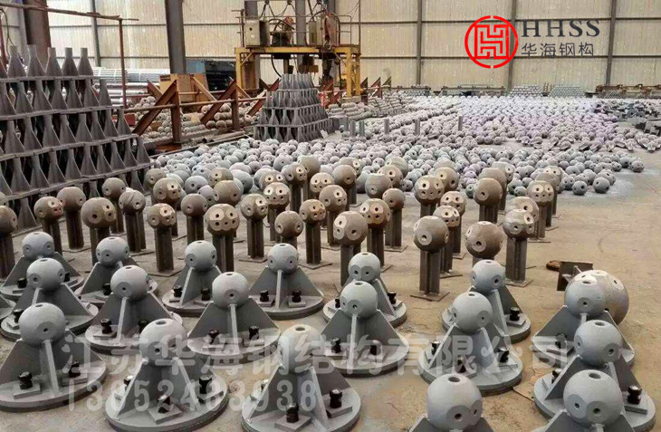 網(wǎng)架加工廠家在生產(chǎn)加工網(wǎng)架結(jié)構(gòu)時(shí)四個(gè)注意要點(diǎn)