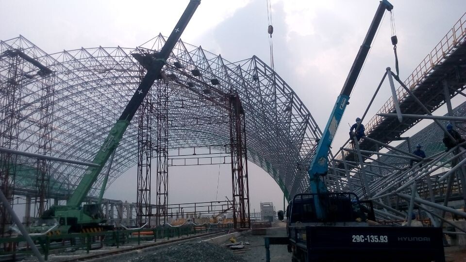 網(wǎng)架鋼結(jié)構(gòu)的吊裝順序